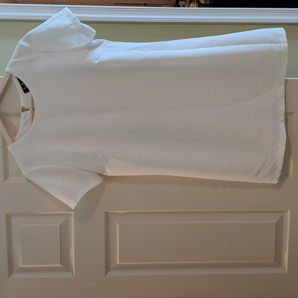 Lulu's White/ Gold Zipper T-Shirt Dress